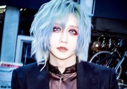 社美緒の本当の年齢は何歳？プロフィールと経歴を徹底解説！